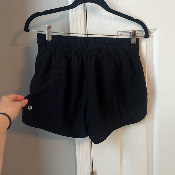 Lululemon Tracker Short V*4" - Picture 6 of 6
